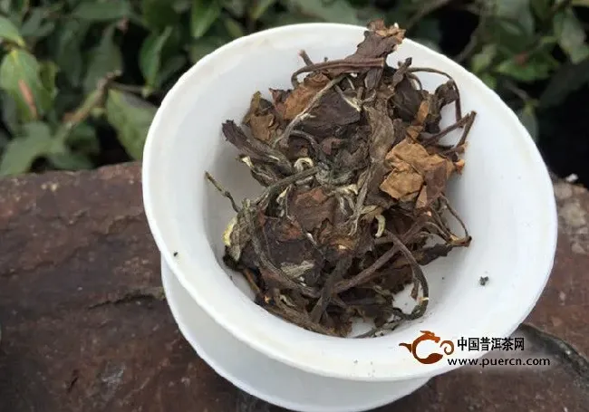 寿眉白茶怎么泡,贡眉白茶的正确冲泡方法？