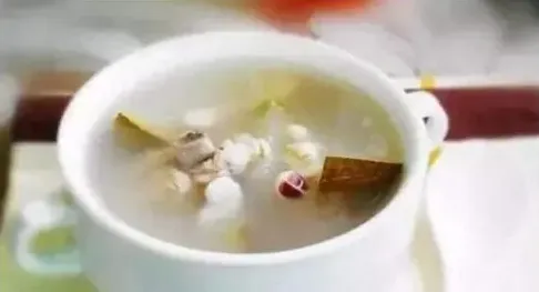 4种饮食快速消身体水肿 几款利水消肿食疗汤 | 农广天地