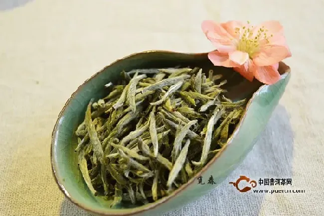 白牡丹和白毫银针哪种好,国家白茶等级划分？
