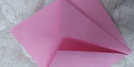 简单的玫瑰花怎么折,最简单的花的折法玫瑰花怎么叠？