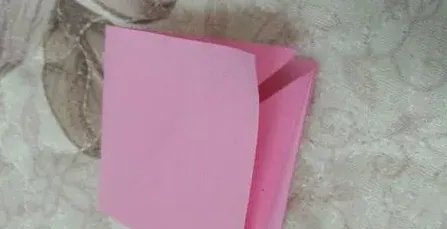 简单的玫瑰花怎么折,最简单的花的折法玫瑰花怎么叠？