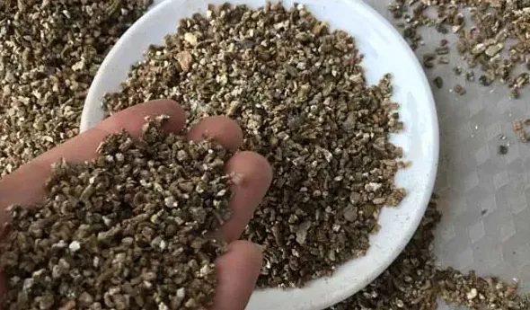 蛭石是什么东西,蛭石是什么材料制作？